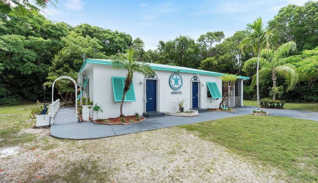 Charming and Cozy ,2/2 in Key Largo,Where Island Vibes and Adventures Await You.