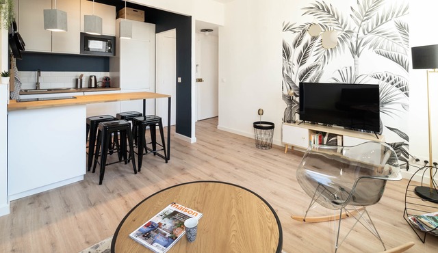 Charming And Design Apt In The Centre Of Marseille