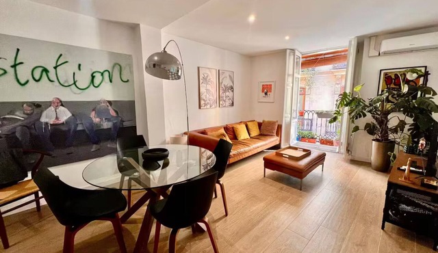 Charming and elegant apartment, 2 bedrooms/2 bathrooms, quiet center near Turia