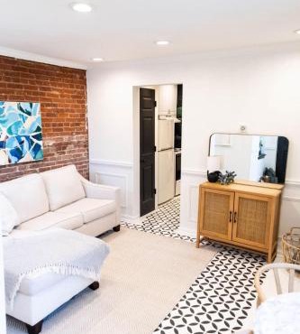 Charming and Historic Apartment in Capitol Hill