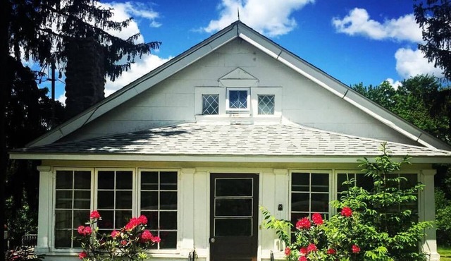 Charming and Idyllic Country Cottage