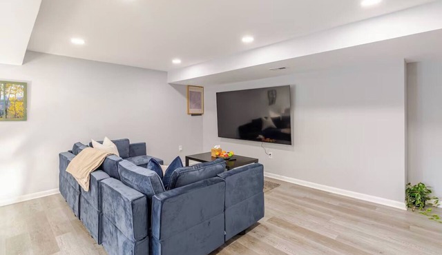 Charming and quiet apartment in newly renovated home in Silver Spring