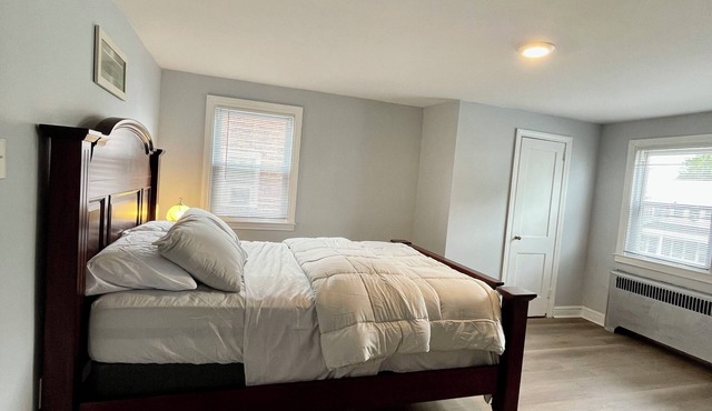 Charming and relaxing 3-bedroom house in a quit neighborhood.