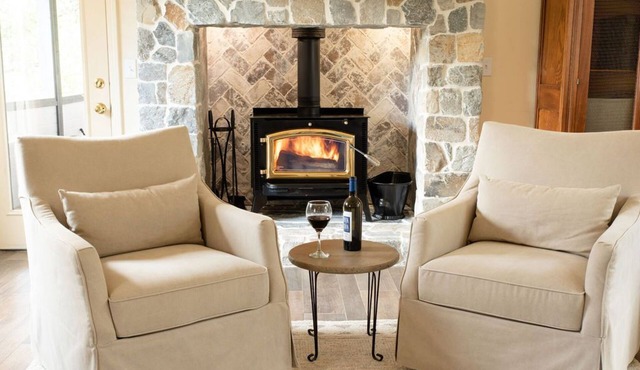 Charming and Rustic Luxury under the stars of Yosemite!