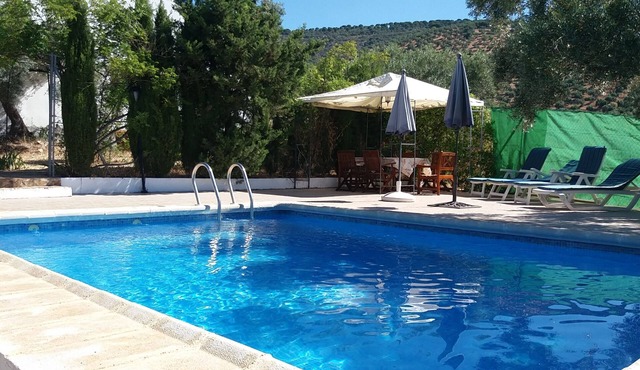 Charming Andalusian villa near Córdoba, with private pool and olive groves.