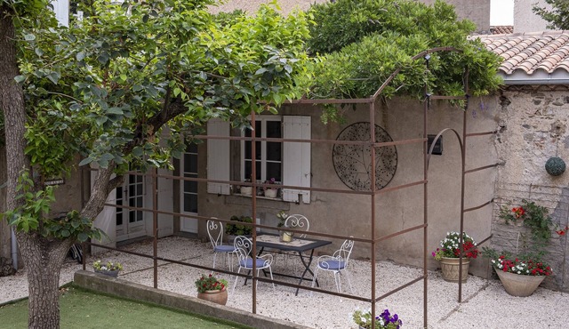 Charming apartment in maison de maître