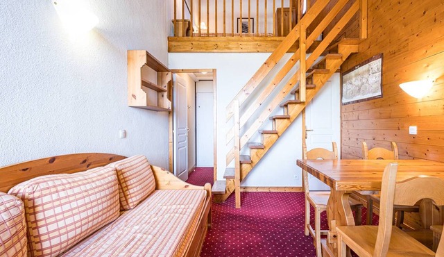 Charming apartment for 4 with mezzanine, near slopes in Plagne Villages