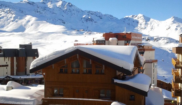 Charming apartment in Valthorens for 4 people, splendid south balcony view