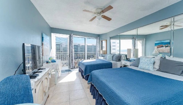 Charming apartment in serene Daytona Beach with AC