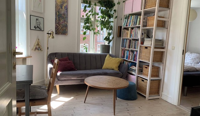 Charming Apartment near by Central Station.