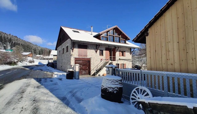 Charming apartment for up to 6 people.