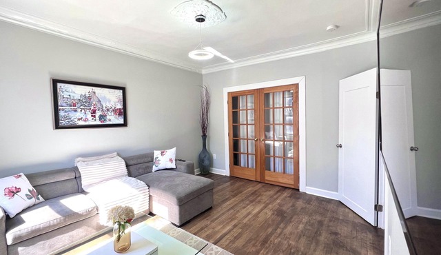 Charming apartment in plateau Mt-Royal