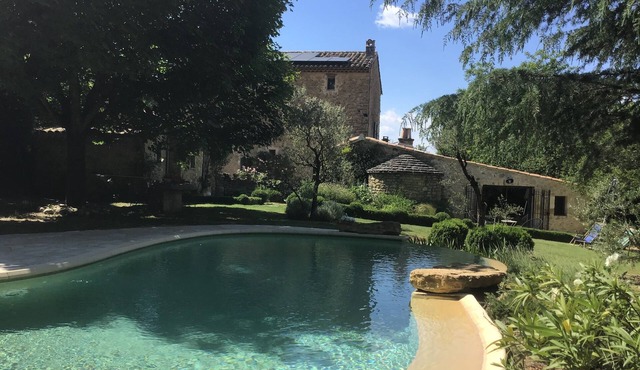 Charming apartment in the heart of Provence at the foot of Mont Ventoux