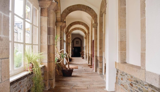 Charming apartment in listed building in the center of the village.