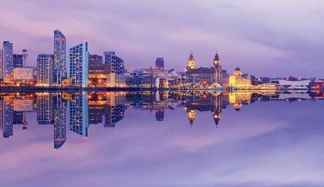 Charming Apartment In Heswall With Parking