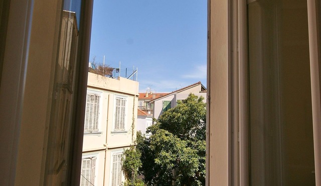 Charming apartment in the centre of Cannes
