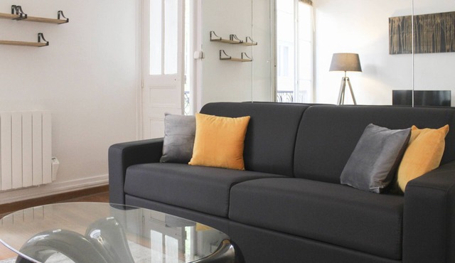 Charming apartment in the heart of the 11th Paris