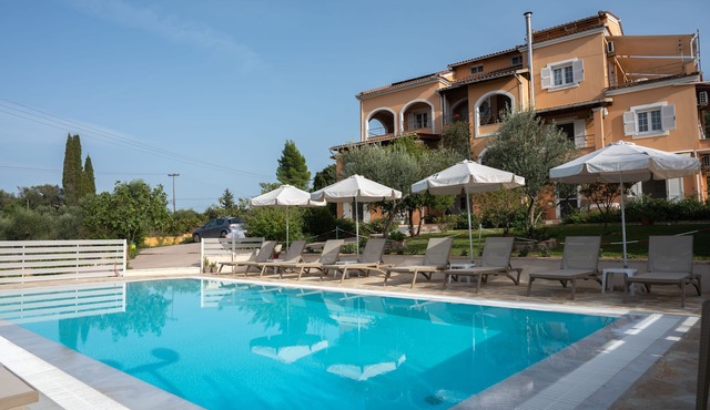 Charming apartment in the countryside near corfu town with swimming pool