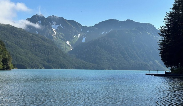 Charming Apartment on Eyak Lake