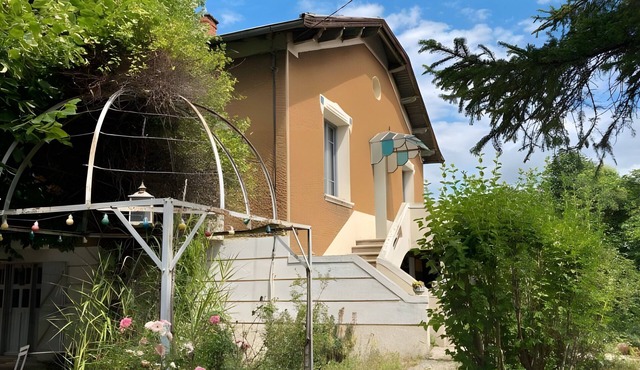Charming Apartment - Under the Linden Tree