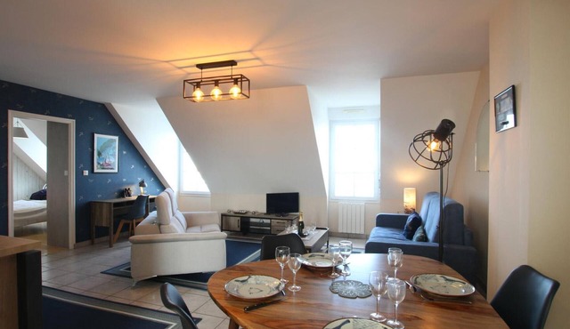 Charming apartment with parking and WIFI in Barfleur