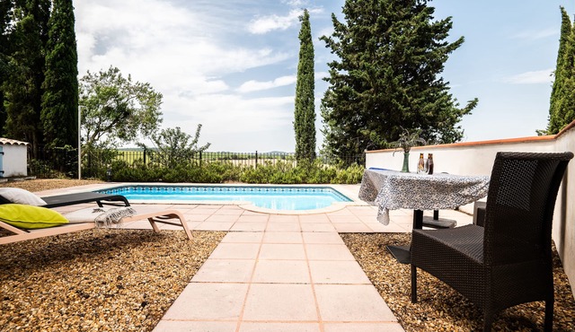 Charming apartment with private pool