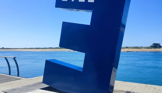 Charming Apartment With Beautiful SEA View in Residence With Pool and Tennis