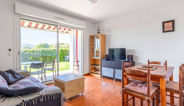 Charming apartment with parking - 4 guests