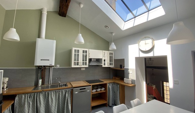 Charming apartment with terrace in the historic center of Cluny