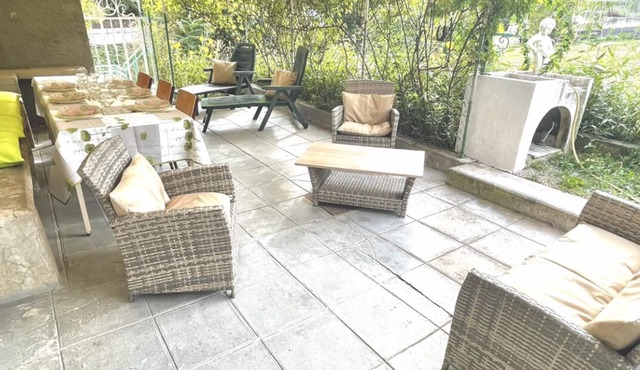 Charming Appartment Villa renovated in a green and quiet site close to Nice !