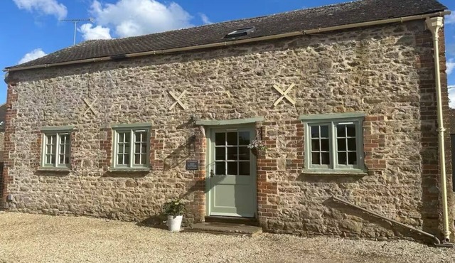 Charming atmospheric Cotswold Cottage