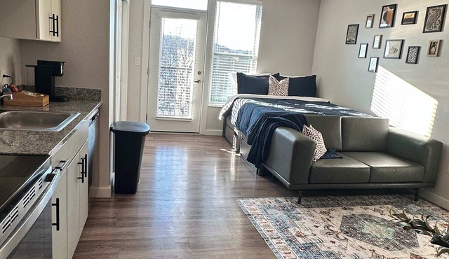 Charming Autumn Stay Near TQL & Paycor Stadiums