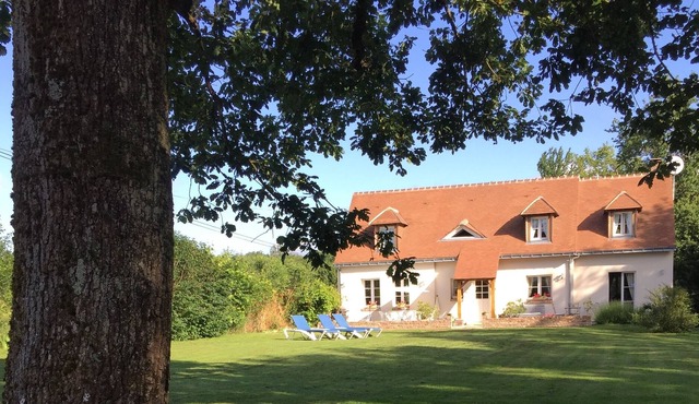 Charming B&B on golf course - 15 mn from Amboise - Near EXIT 18 A10 Highway