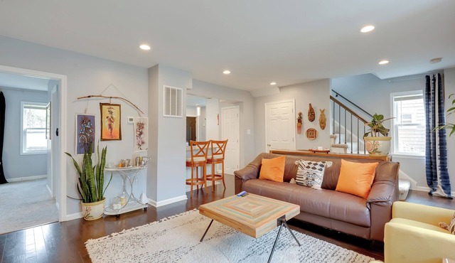 Charming Baltimore Getaway - 5 Miles to Downtown!