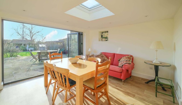 Charming Barn Conversion, Idyllic Somerset Village