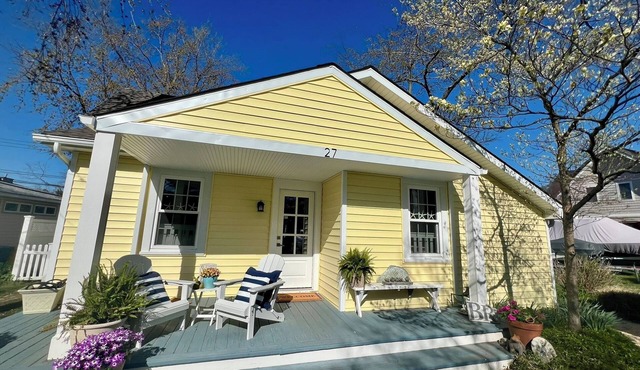 Charming Bay Ridge Cottage with Chesapeake Bay Views – Just Steps to the Beach