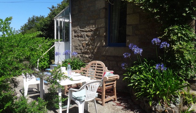 Charming bay, very close to beach - fisherman’s house sleeps 7