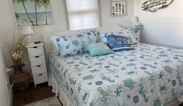 Charming Beach Cottage