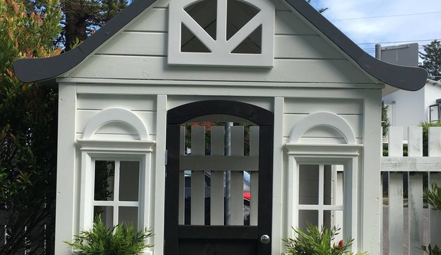 Charming beach house, 50m from Manly beach