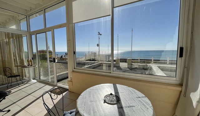 Charming beachfront duplex with veranda