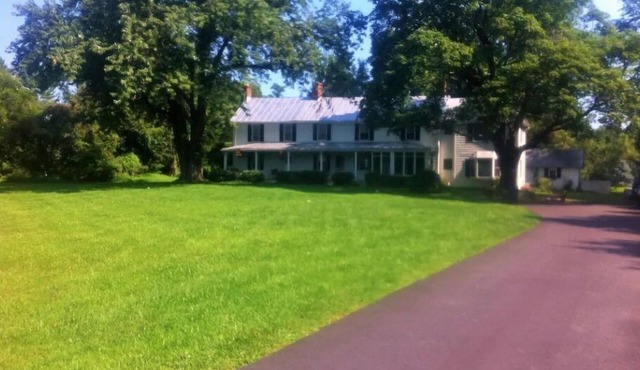 Charming Beautiful Country Home, Updated, Spacious