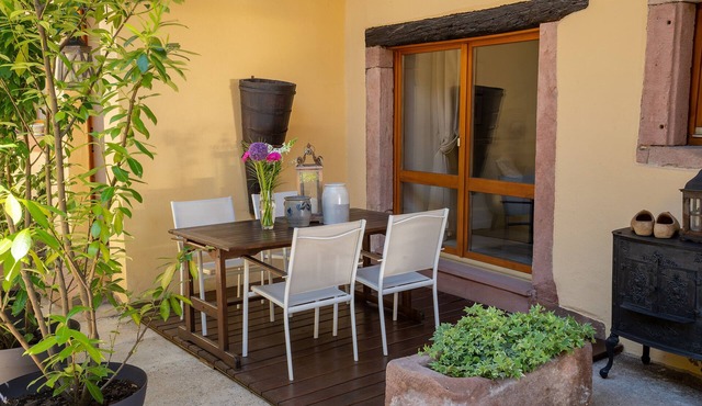 Charming bed and breakfast at the foot of Haut-Koenigsbourg - L'Etable * (French only)