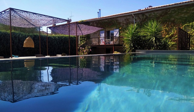 Charming bed and breakfast less than 15 minutes from Carcassonne Room 2