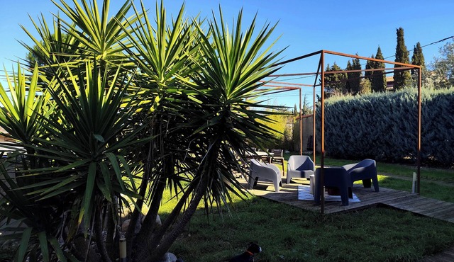 Charming bed and breakfast less than 15 minutes from Carcassonne Room 1