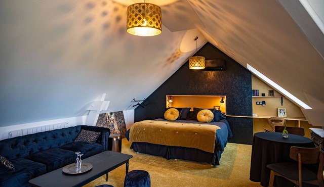 Charming bedroom « Roaring twenties »