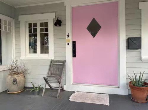 Charming Boho Pasadena Cottage Near Rose Bowl