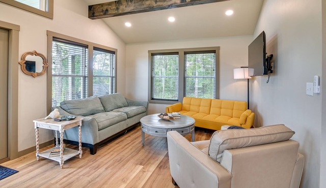 Charming Booneville Retreat w/ Patio & Gas Grill!