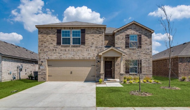 Charming Brand New 4 king-size Bedroom Home in lovely Royse City, Texas