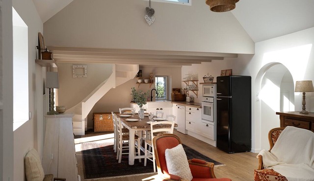 Charming Breton farmhouse - sea view