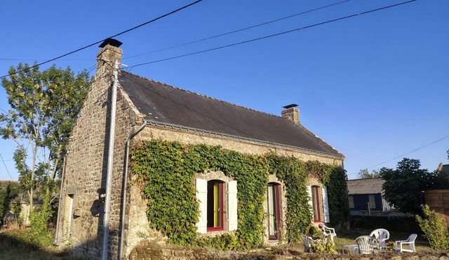 Charming Breton house, 200 meters from the Crach river!